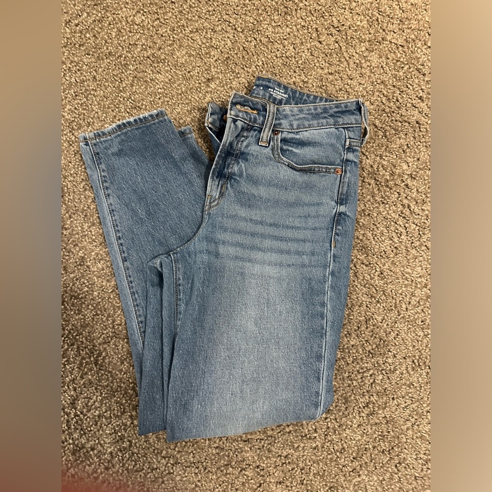 Old Navy medium wash jeans straight legs